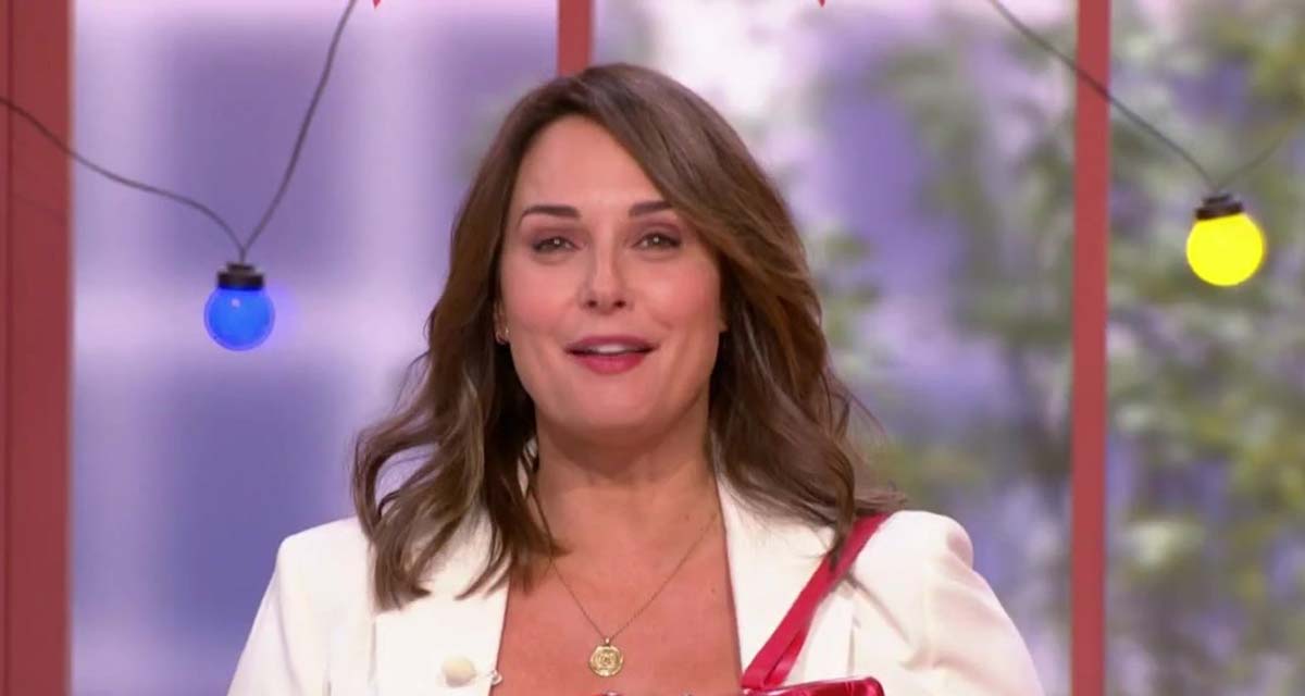 Affaire conclue : Julia Vignali annonce un changement, ça bouge du côté de la présentation sur France 2