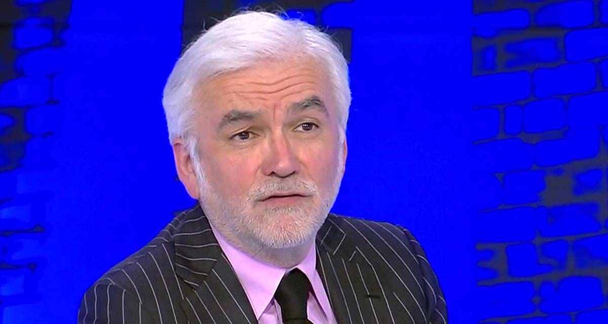 L’Heure des Pros : Pascal Praud annonce son divorce, clash sur CNews 