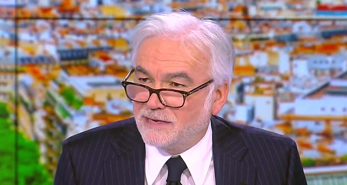 L’Heure des Pros : Pascal Praud abandonné par une chroniqueuse, son annonce sur CNews