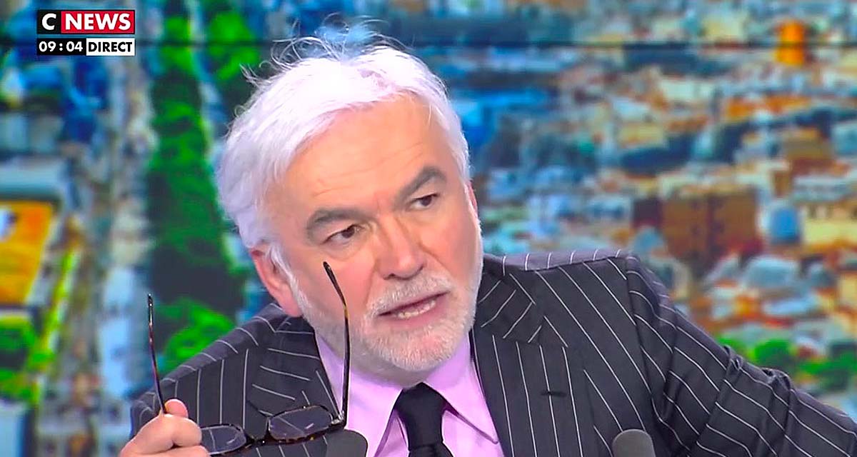 L’heure des Pros : Elisabeth Lévy rembarre Pascal Praud, clap de fin sur CNews