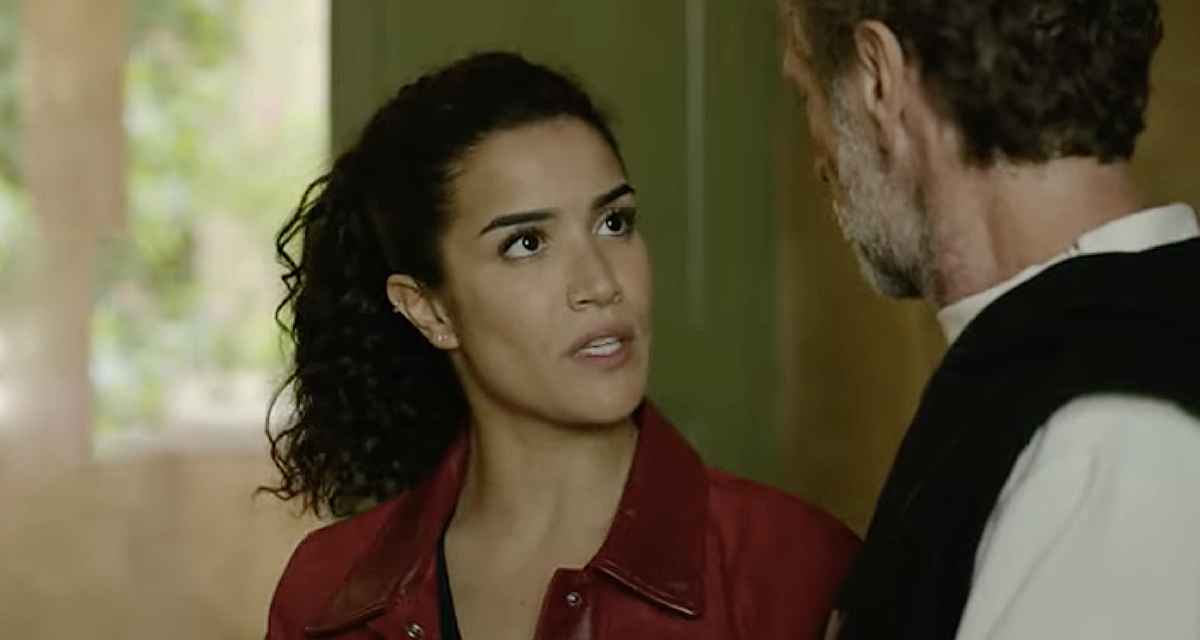Prière d’enquêter : Pourquoi vous ne verrez plus Sabrina Ouazani sur France 3 ?