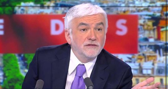 L’Heure des Pros : “Non ! Stop !” Pascal Praud forcé d’interrompre son émission sur CNews